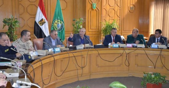 محافظ الإسماعيلية :تجهيز 210 مركزا بإجمالى 222 لجنة فرعية للإنتخابات الرئاسية