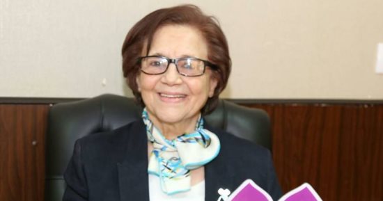 جميلة بوحيرد تشيد بالرئيس السيسى.. وتؤكد وقوف مصر  ضد تقسيم الوطن العربى