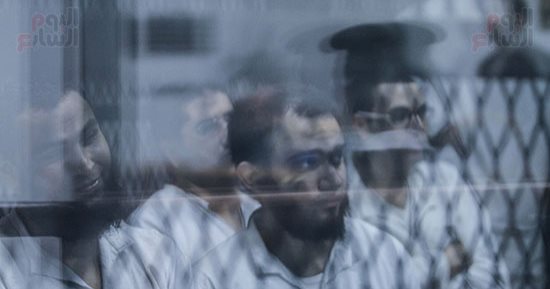 السجن بالمؤبد لـ 4 متهمين و المشدد لـ 3 آخرين بـ"خلية دمياط الإرهابية"  (صور)