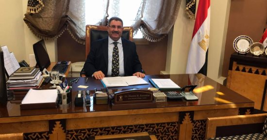 قنصلية مصر بجدة تنجح فى الإفراج عن الحاجة سعدية ضحية "العمرة المزيفة" 