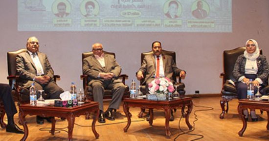 علماء الدين ونجوم الفن والرياضة بجامعة عين شمس فى ندوة "صوتك لمصر بكرة" (صور)