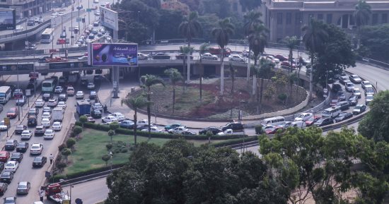 تعرف على الحالة المرورية بمحاور وميادين القاهرة