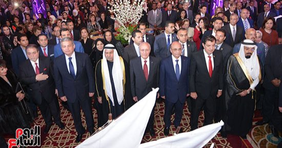وزراء وسفراء فى حفل سفارة الكويت  بالعيد الوطنى.. وبرج القاهرة يتزين بالعلم الكويتى