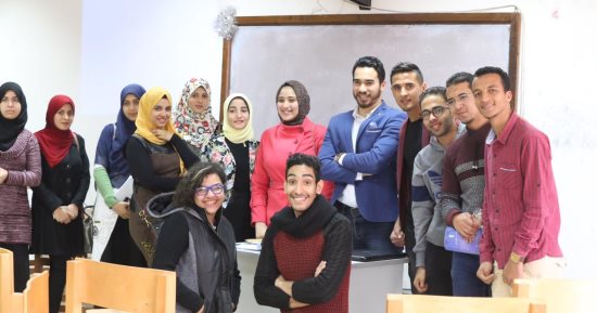 حازم عبد الصمد يشارك بندوة حول فنون التصوير لطلاب محاكاة الكونجرس ببنى سويف