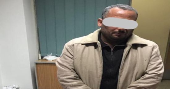 إحباط محاولة عامل بناء تهريب 8 آلاف قرص مخدر عبر مطار برج العرب