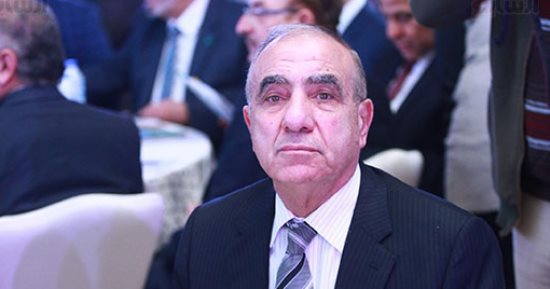 وزير التنمية يهنئ محافظتى أسيوط وشمال سيناء بالعيد القومى