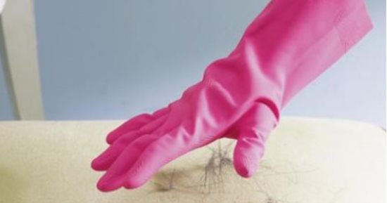 بالفويل والشيفينج كريم.. 4 حيل لتنظيف المنزل أسرع