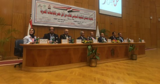 صور.. انطلاق فعاليات منتدى التثقيف السياسى بجامعة أسيوط لطلاب من أجل مصر 
