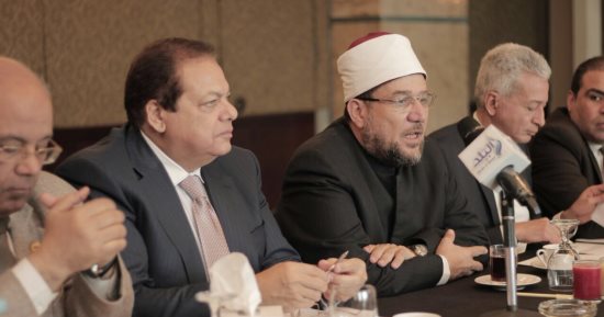 أبو العينين: مصر تحارب الإرهاب نيابة عن العالم.. والقوات المسلحة تؤدى دورا بطوليا