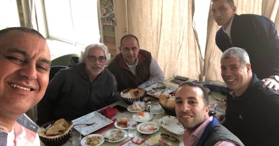أحمد ناجى ينشر صور عزومة غداء تجمعه مع شوبير وأسامة نبيه بالأهلى