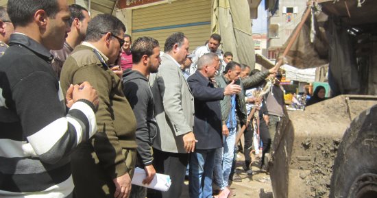صور.. محافظ الغربية يقرر تشكيل لجنة لإزالة المخالفات بالمحافظة