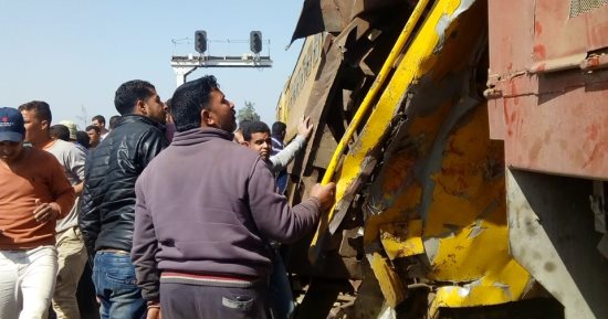 بيان للسكة الحديد: سقوط عجلة البوجى من العربة الثالثة بقطار المناشى وراء الحادث