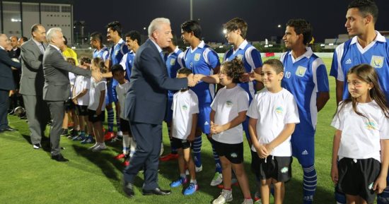 صور.. محافظ جنوب سيناء: صرف 10 آلاف جنيه لمنتخب المحافظة لفوزه على بيلاروسيا