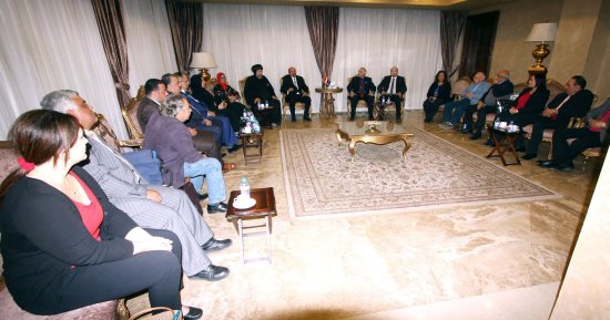 الأنبا أرميا يبحث مع رؤساء الجاليات المصرية دعم ترشح السيسي.. صور
