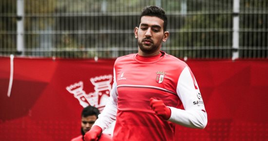 كوكا يدعم براجا فى المواجهة المصرية بالدورى البرتغالى