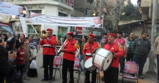 بالمزمار البلدى.. إيهاب الخولى يستقبل المواطنين لدعم السيسى فى الانتخابات 