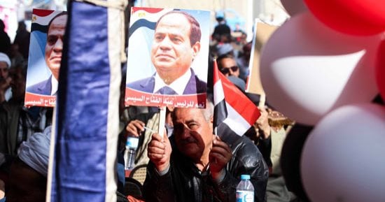 وقفة تأييد لـ"السيسي" فى السعودية تزامنا مع انطلاق تصويت المصريين بالخارج