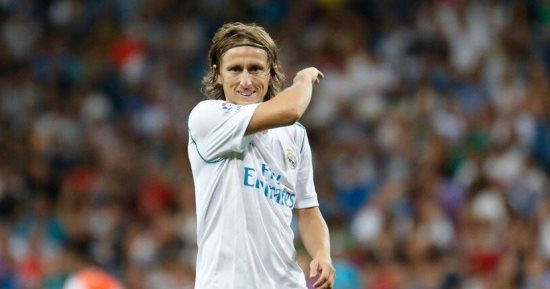 وكيل مودريتش يعلنها: الكرواتى سيذهب إلى إيطاليا عاجلا أم آجلا