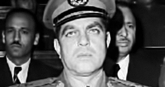 سعيد الشحات يكتب: ذات يوم 2 مارس 1981..استشهاد المشير أحمد بدوى و13 ضابطاً فى حادث سقوط طائرة فى سيوة.