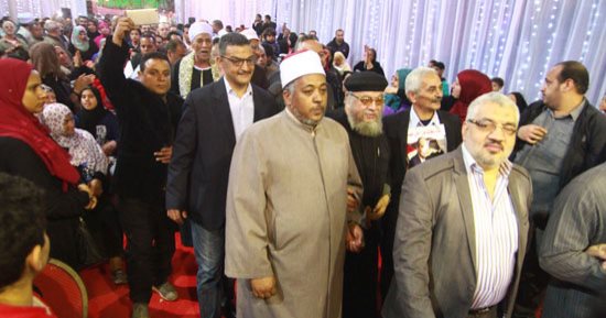 مؤتمر دعم الرئيس بإمبابة: مسلمو مصر ومسيحيوها على قلب رجل واحد مع السيسى