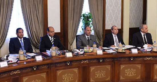 قرار جمهورى باستمرار المحافظين ونوابهم فى أداء عملهم لحين اختيار بدلاء لهم