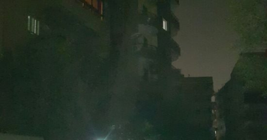صور.. قارئ يشكو من عدم إضاءة أعمدة الإنارة ليلا بمدينة نصر