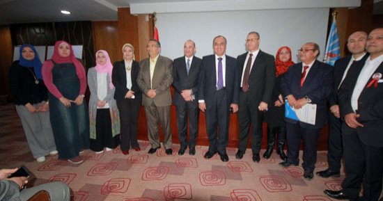 "اليوم السابع" تتسلم جائزة نوال عمر رائدة الإعلام المصرى والعربى
