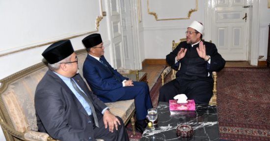 وزير الأوقاف ضيف الشرف للعيد الوطنى لسلطنة بروناى