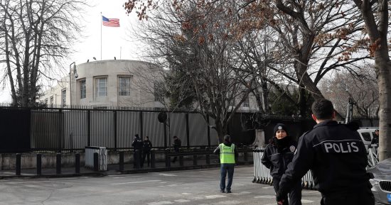 السفارة الأمريكية فى تركيا تواصل غلق أبوابها غدًا لوجود تهديدات أمنية
