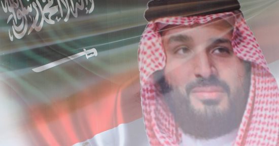 حى الجامع الأزهر يتزين بصور الرئيس السيسى وولى العهد السعودى 
