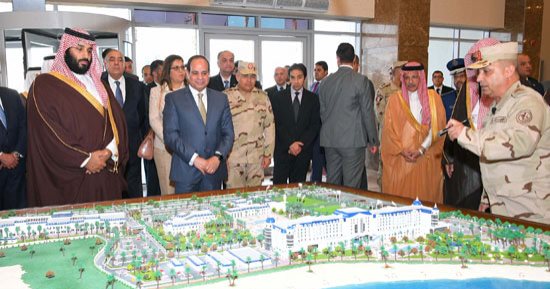 بدء فعاليات تفقد السيسى وبن سلمان عدد من مشروعات الإسماعيلية بتلاوة القرآن (صور)