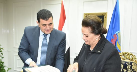 رئيس دار الكتب يلتقى محافظ البحيرة ويؤكد:  مشاريع تعاون قريبا 