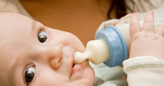 س وج.. للأمهات..كل ما تريدين معرفته عن حساسية الألبان؟