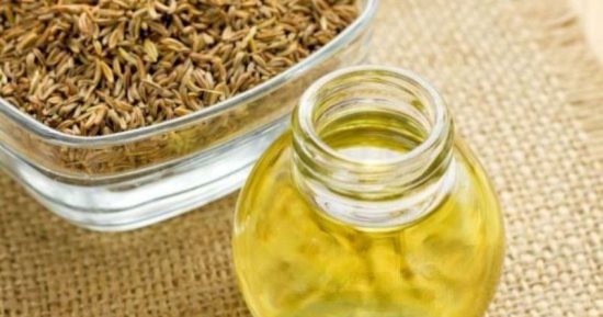 وصفات طبيعية بزيت الكمون لمقاومة التجاعيد وترطيب بشرتك