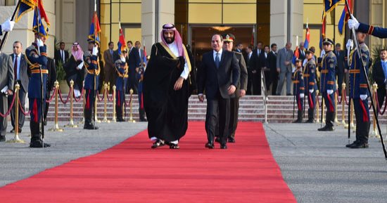 حصاد المطار.. الرئيس السيسي يودع ولى عهد السعودية.. رحلة مصر للطيران القادمة من مسقط تصل القاهرة بعد إحباط محاولة اقتحام كابينة الطائرة.. ووزراء الخارجية العرب يتوافدون لحضور الدورة 149 بالجامعة العربية