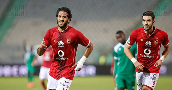 فيديو وصور .. أزارو يحرز الهدف الثانى للأهلى فى شباك مونانا
