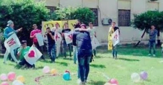 تعرف على رأى دار الإفتاء فى انتشار فيديوهات فتيات وشباب يتبادلون الهدايا