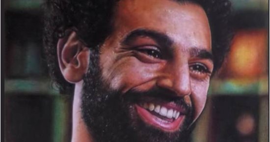 فيديو..محمد صلاح يشكر الرسام كريم عادل بعد رسم بورتريه له