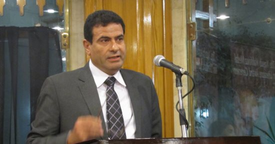 عزت القمحاوى: "يكفى أننا معا" انعطافة فى مشوارى الأدبى 