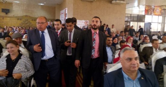 صور.. نقابة المحامين بالشرقية تعلن تأييدها للسيسي بمؤتمر حاشد