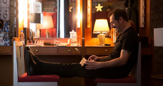 صور.. عادل كرم بطل فيلم القضية 23 المرشح للأوسكار لـ"اليوم السابع": تقديم الضحك العربى للعالم أكبر تحد لـ"لايف من بيروت".. حاولت كسر التابوهات والتحدث عما نخشى عرضه على الشاشات من منبر حر له ملايين المتابعين