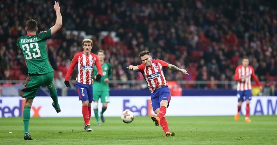 فيديو.. أتلتيكو مدريد يُنهى الشوط الأول أمام لوكوموتيف بهدف