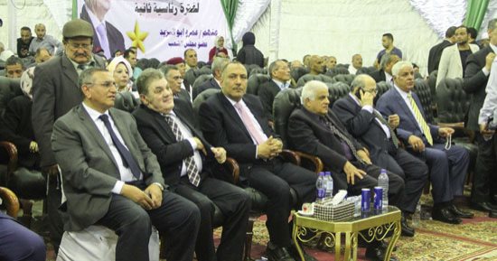 ممثلا الأزهر والكنيسة يتشاركان فى كلمة واحدة لدعم السيسي بمؤتمر حزب الوفد