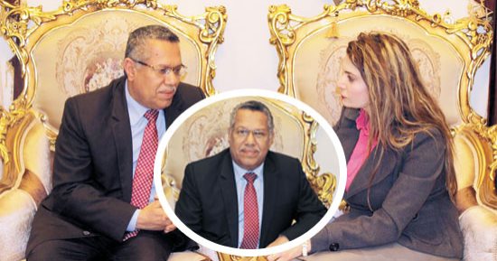 رئيس وزراء اليمن فى أول حوار لصحيفة مصرية:لا نريد إبادة الحوثيين وهذه شروطنا.. أحمد بن دغر: انفراجة قريبة لأزمة اليمن.. وقوى المؤتمر الشعبى سيتم توحيدها وضم أبناء على عبد الله صالح