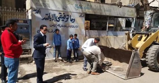 غلق 7 منشآت مخالفة فى حملة مكبرة بحى باب الشعرية.. صور