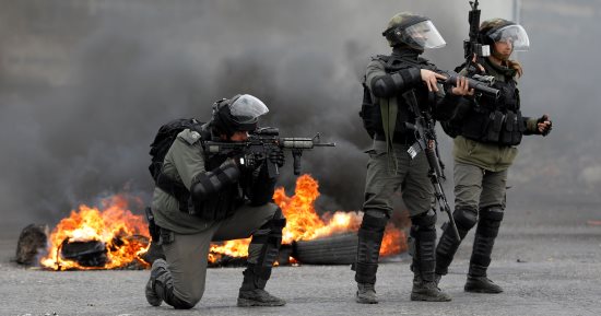 استشهاد فلسطينى برصاص قوات الاحتلال الإسرائيلى جنوب قطاع غزة