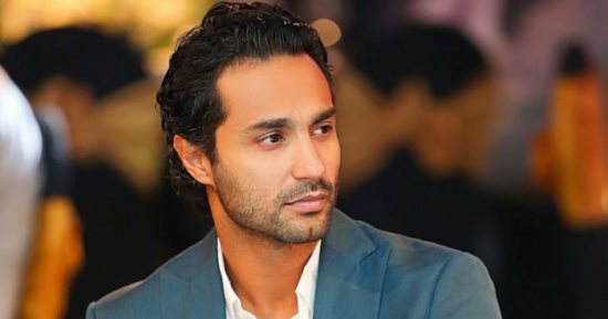 أبطال "على بابا" لـ كريم فهمى ينتهون من تصوير الفيلم.. غدا