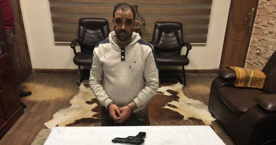 سقوط سائق تاكسى وراء سرقة مجوهرات و1300 جنيه من ربة منزل بالإكراه بمنشأة ناصر