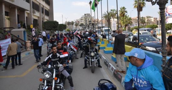 فيديو.. ماراثون بالموتوسيكلات لذوى الاحتياجات الخاصة بالإسماعيلية لتأييد السيسى