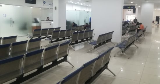 شركة تسهيل: انتهاء أزمة تكدس المعتمرين أمام المقر للحصول على البصمة